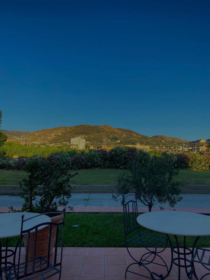 Hotel La Lampara Ρέτζιο ντι Καλάμπρια Εξωτερικό φωτογραφία