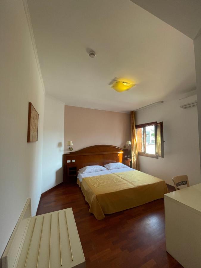 Hotel La Lampara Ρέτζιο ντι Καλάμπρια Εξωτερικό φωτογραφία